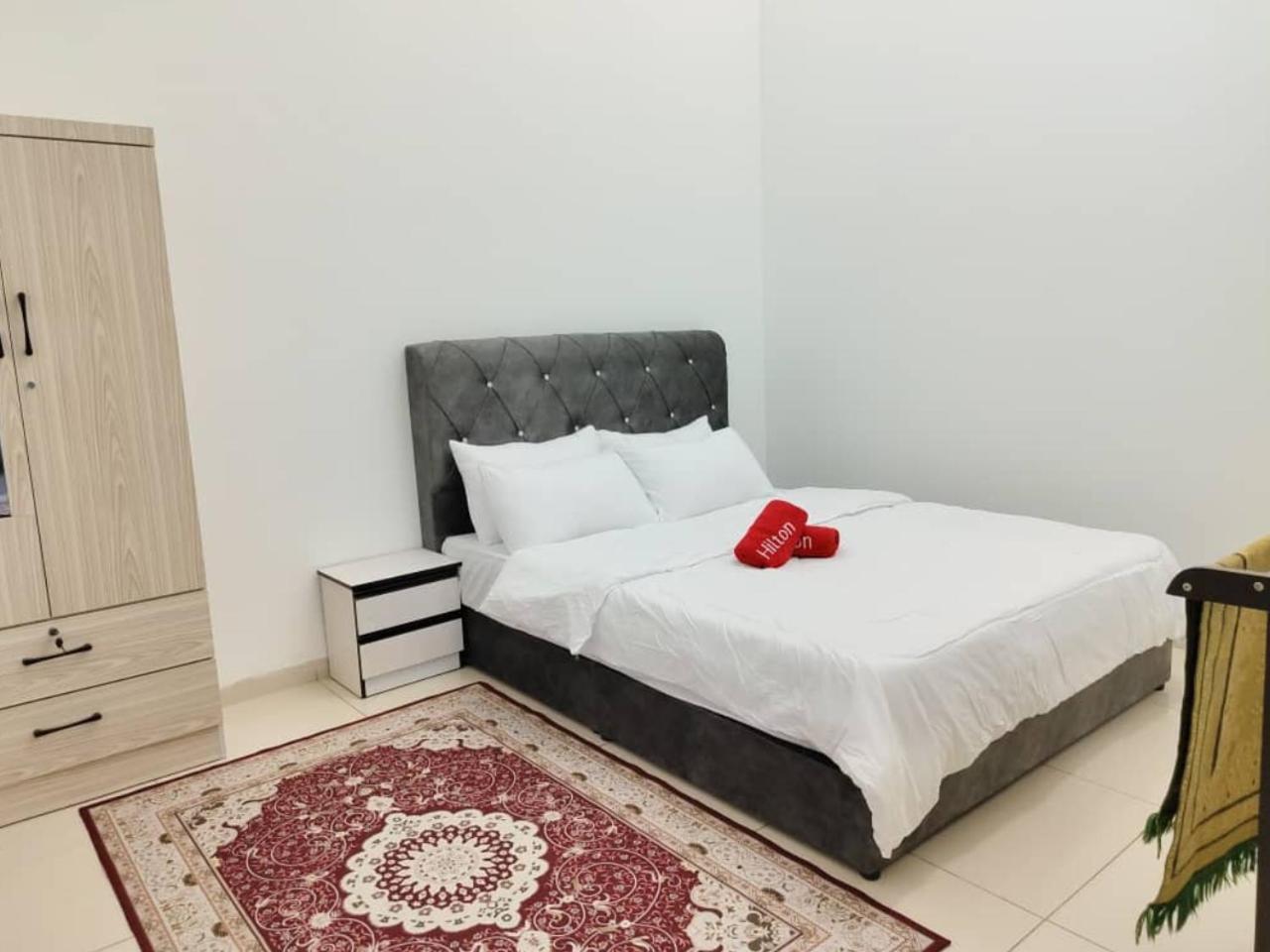 Holiday home Nasuha 3 Semi-d House, 3 Bedroom, 2 Bathroom, 4 Unit Aircond, Free Wifi And Netflix Temerloh